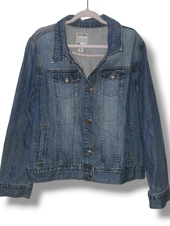 Old Navy Jackets & Blazers - Old Navy denim trucker jacket